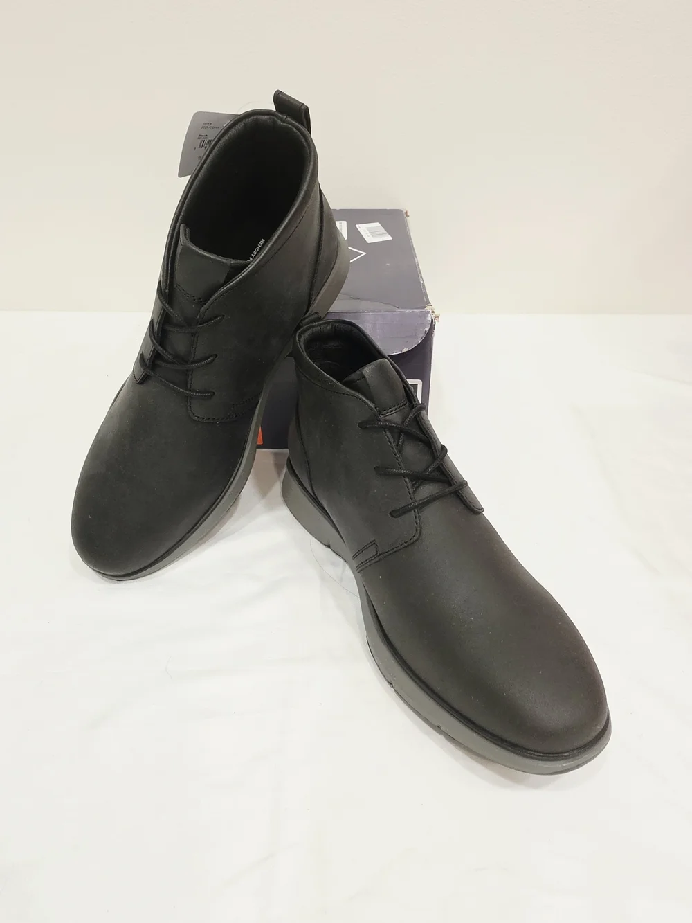St. John's Bay Men's Black Chukka Boots